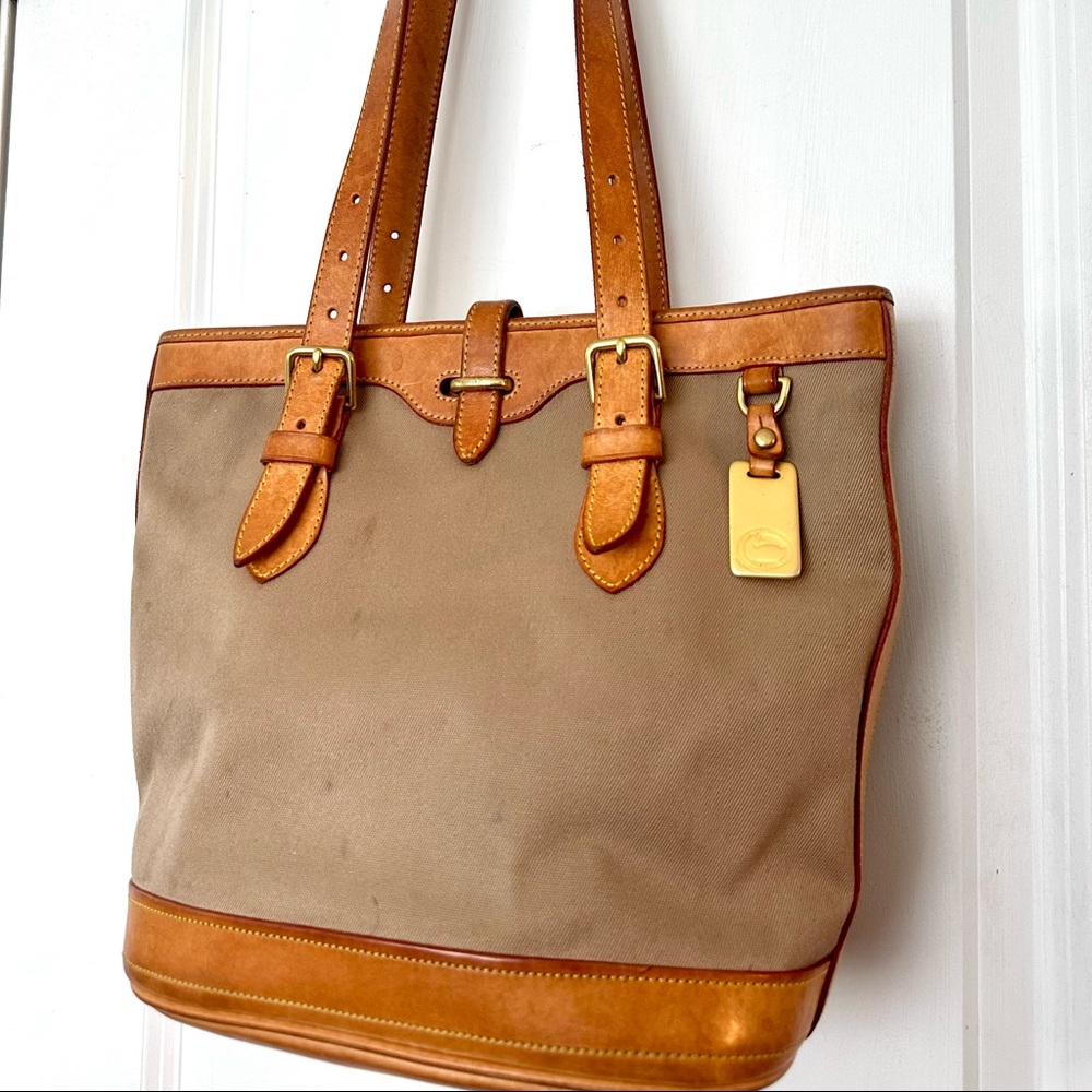 Vintage Dooney and Bourke Cabriolet Bag
